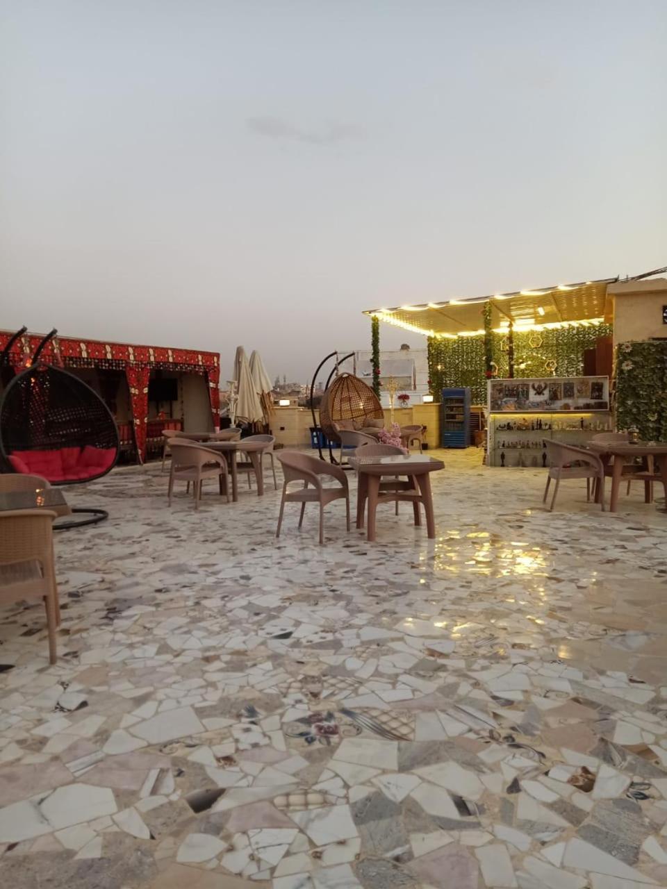 Pyramid View Gh Hotel Kafret el-Gabal Kültér fotó